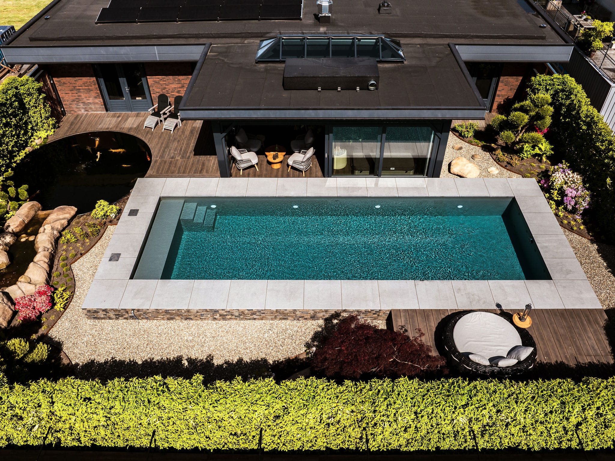 Niveko Altena Zwembaden monoblok zwembad custom build zwembad in de tuin