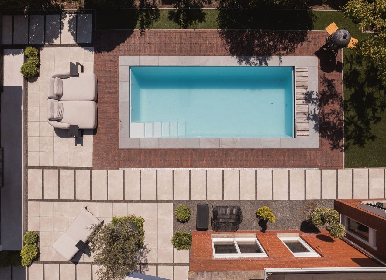 LPW City+ zwembad in Pearl Grey vanuit de lucht