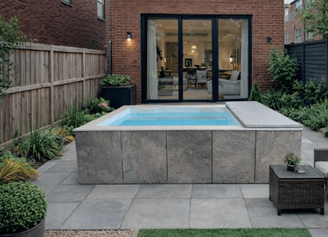 NIVEKO Zen Pool als compact zwembad in een moderne tuin